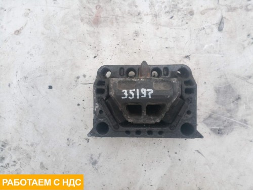 Опора двигателя
