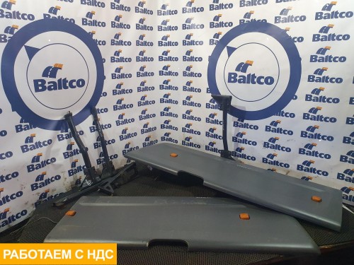 Спойлер бака (комплект) правый