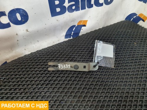 Кронштейн трубопровода клапана обхода турбины