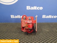 Петля двери левая